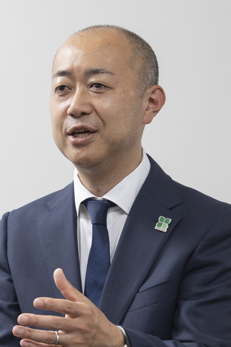 Portrait of Furuhashi, Alumni Association Chair