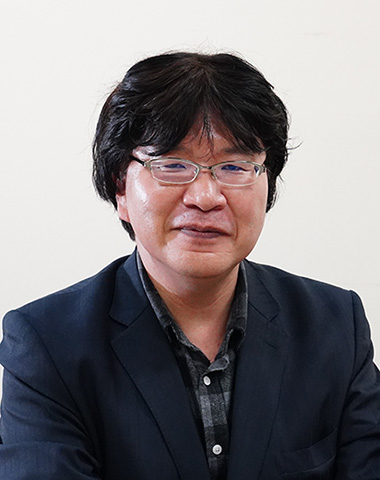瀬川明夫